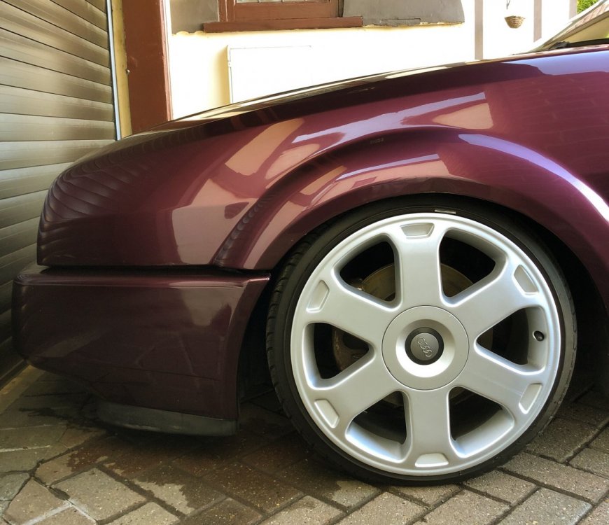 Corrado_front_wheel.jpg