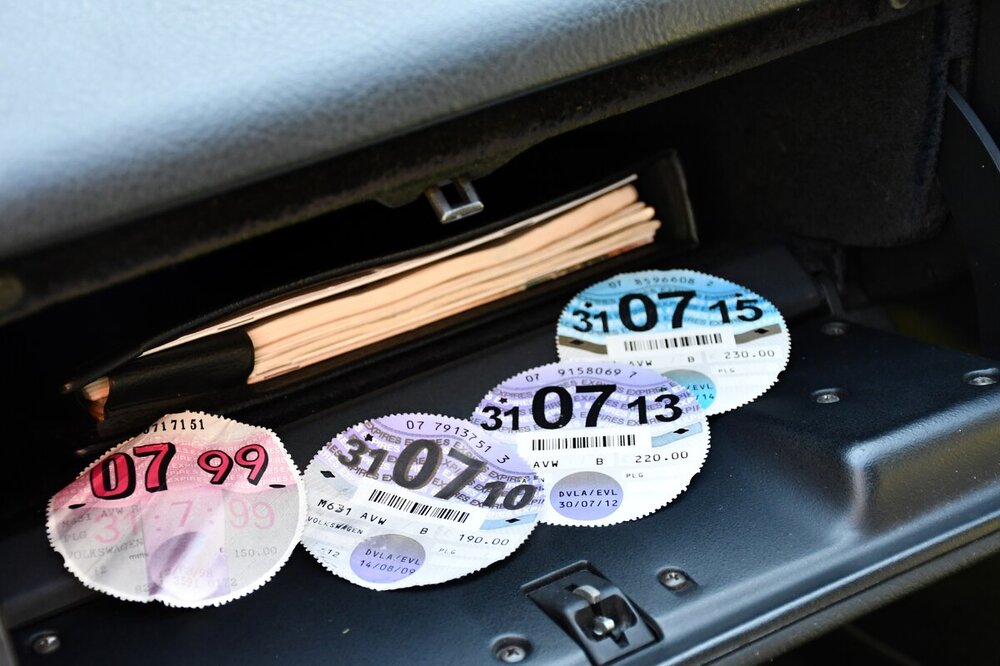 TAW Corrado VR6 22 - Detail Original Selection Car Tax Display Discs.JPG